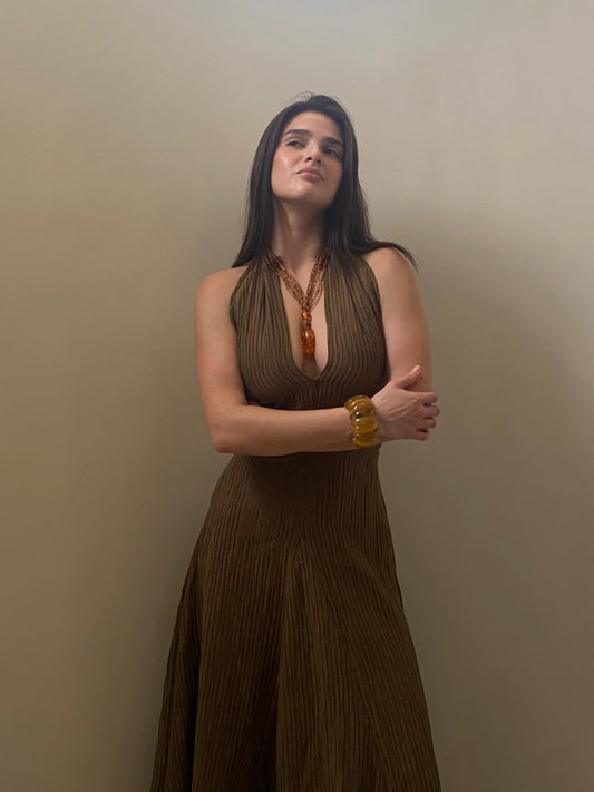 THE WRINKLED DRESS