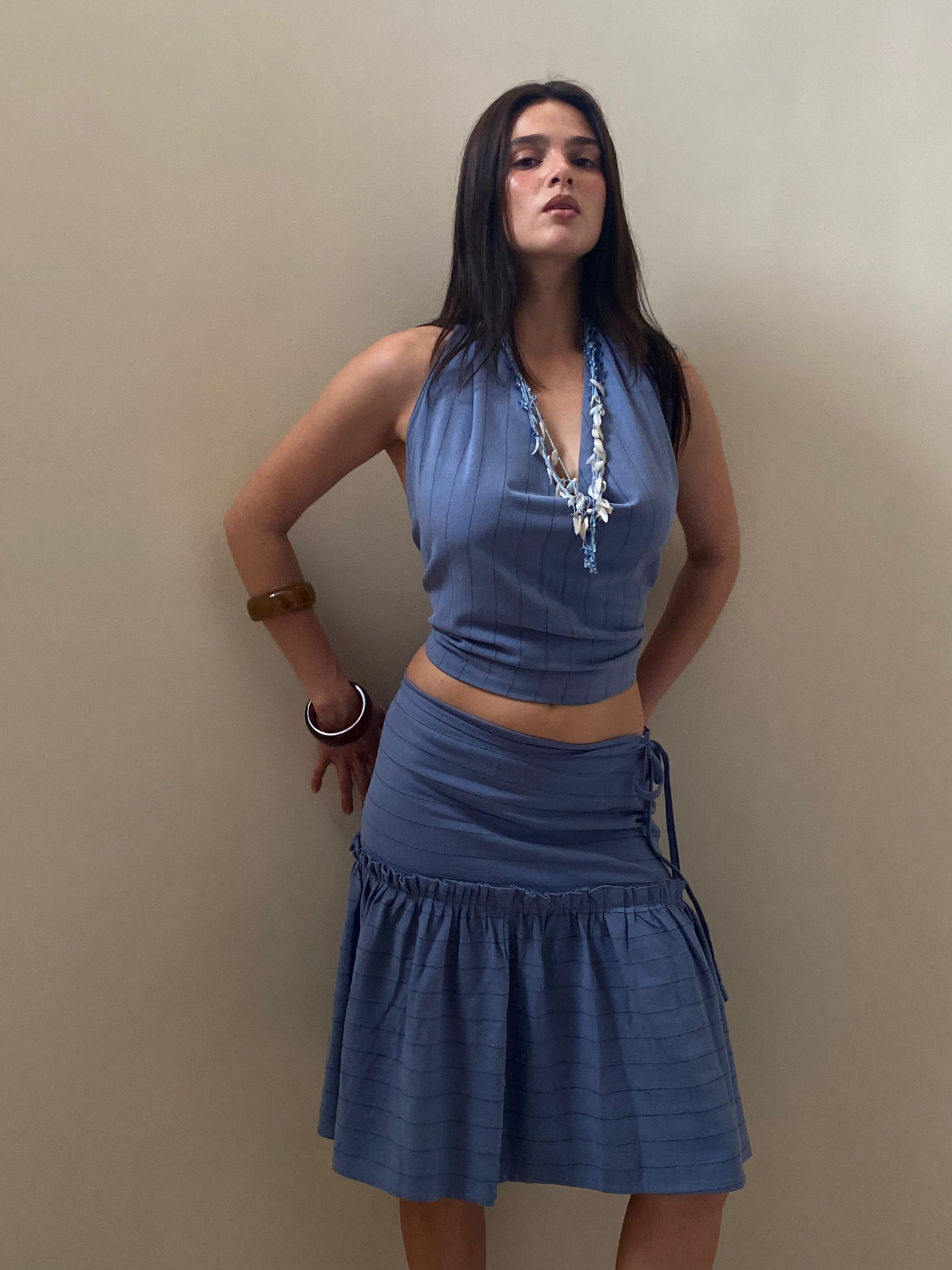 THE BLUE STRIPPED SET